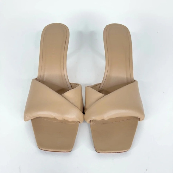 Studio Amelia Heels Twist Front Beige Puffy Neutral Leather Square Toe Size 7 - Picture 3 of 12